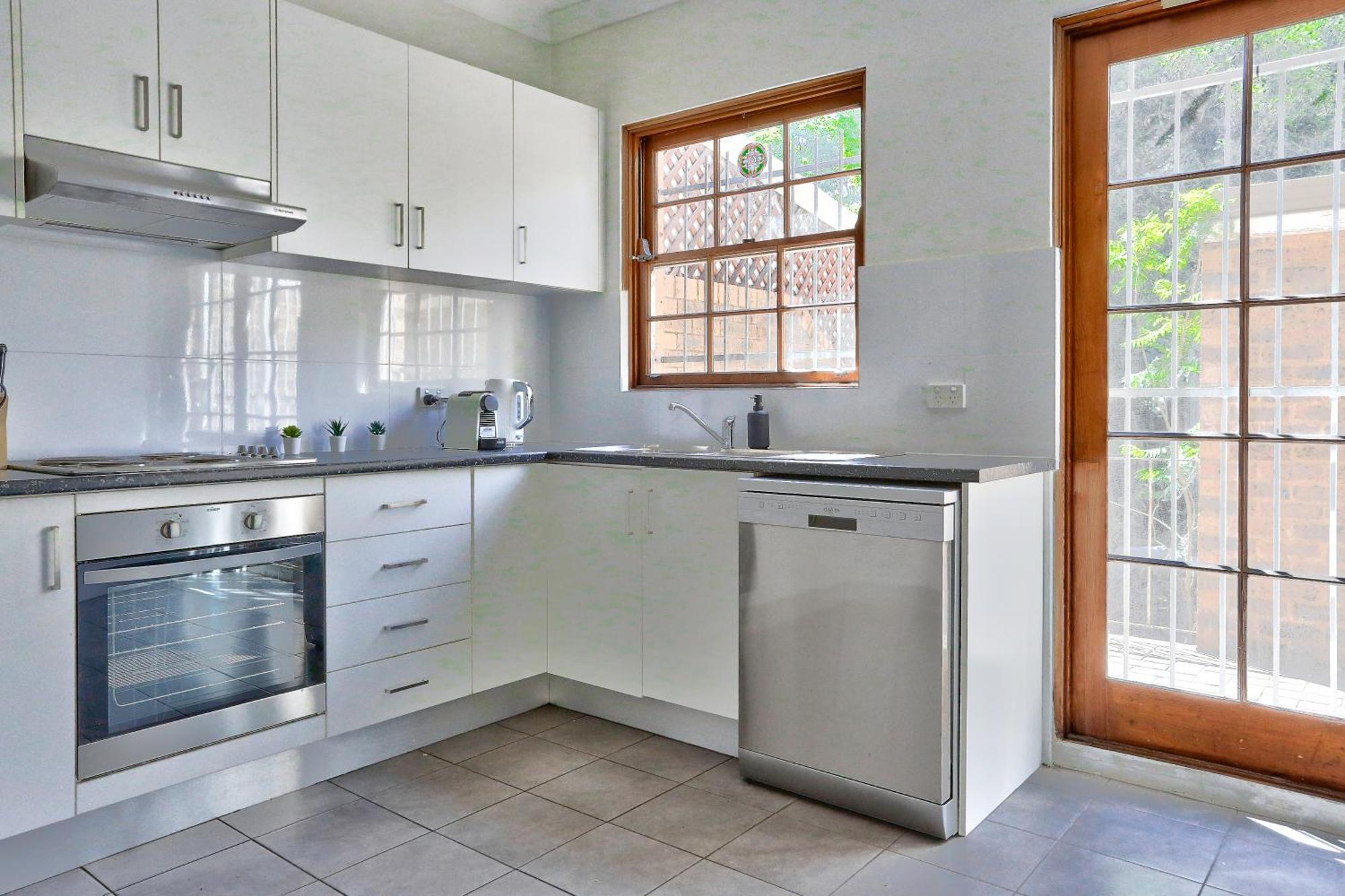 Elegant House Chippendale - Center 2 E-bikes Included * Sydney