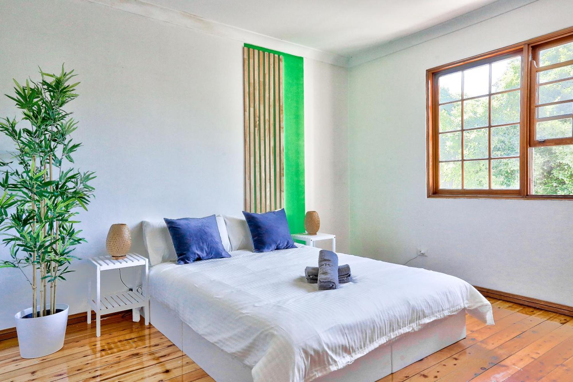 Elegant House Chippendale - Center 2 E-bikes Included *